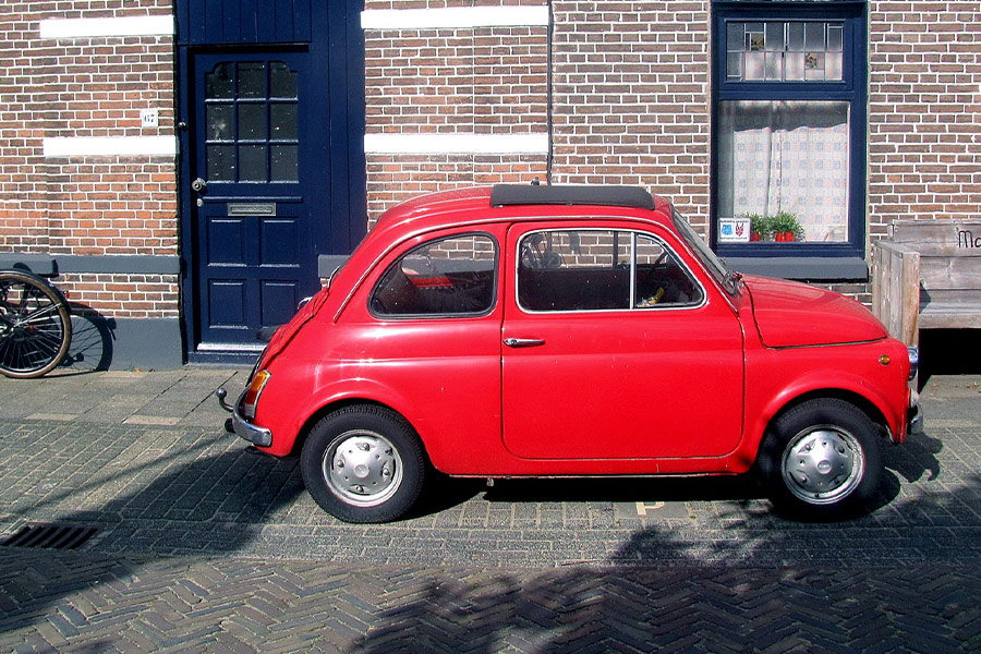 Street scene froot door