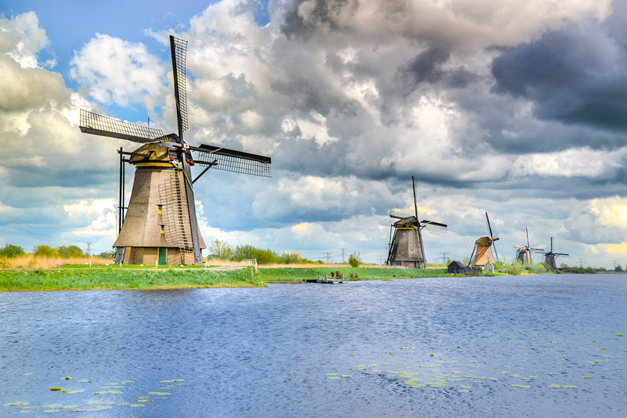 Kinder dijk Netherlands