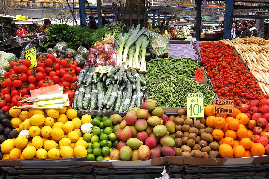 Vegetables fruits market