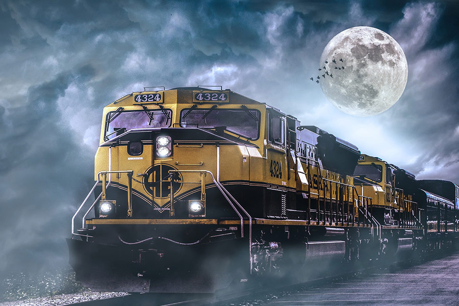 Fullmoon train ride