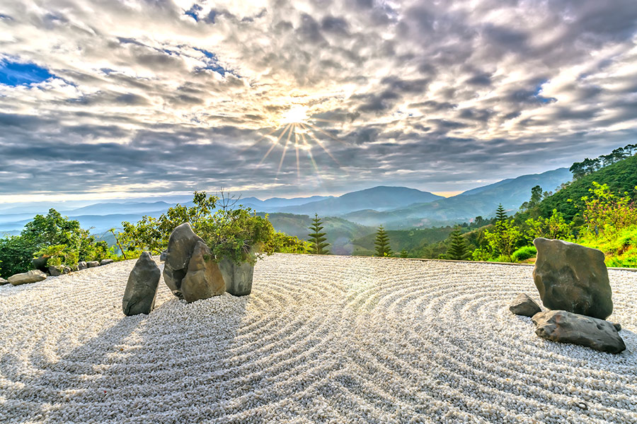 Circles white stones