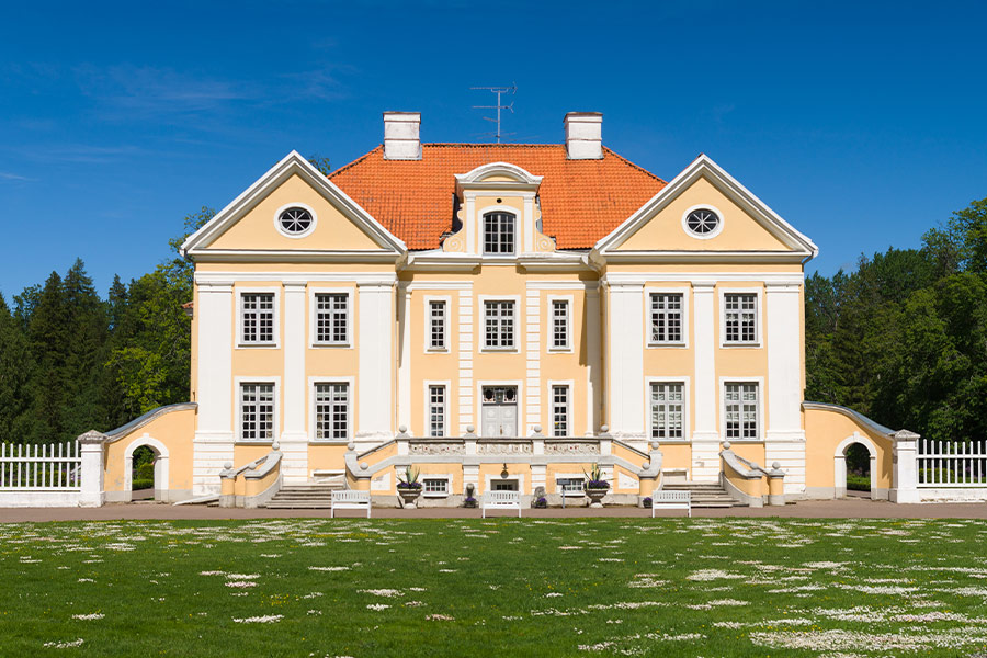 Palmse manor exterior baroque style 18th century Estonia