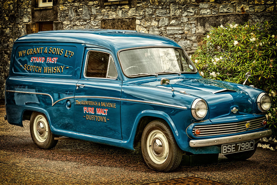 Morris Scotland antique car