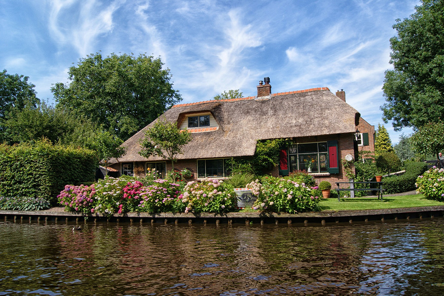 Giethoorn farm house