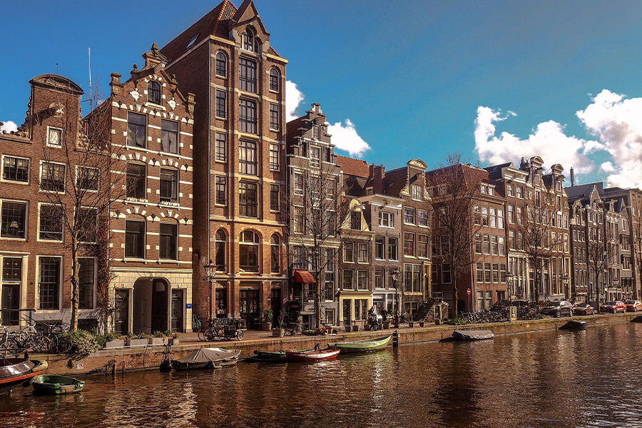 Amsterdam canal old town