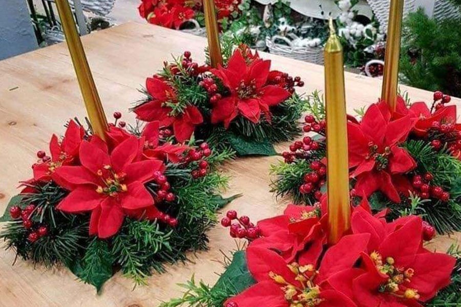 Christmas arrangements advent candles decoration