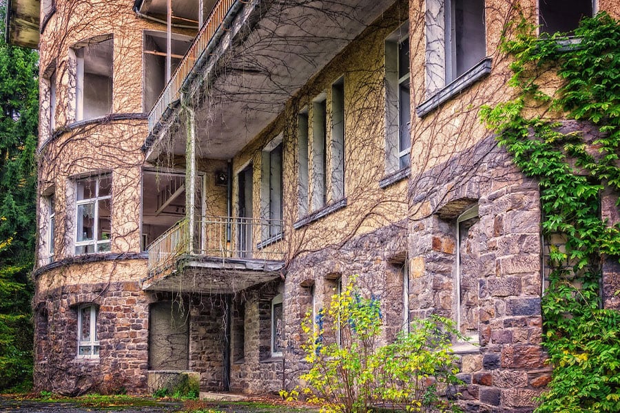 Opuszczony budynek domu