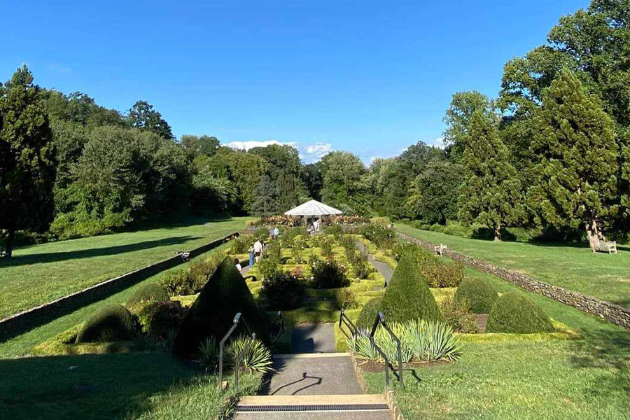 Giardino con taglio profondo nella contea di Monmouth, Middletown