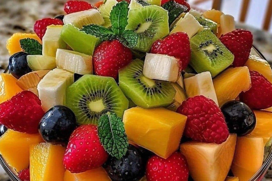 Super leckere frische, geschnittene Obstmischung