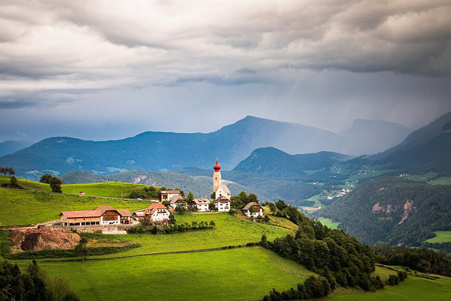 Case verdi del paesaggio della natura