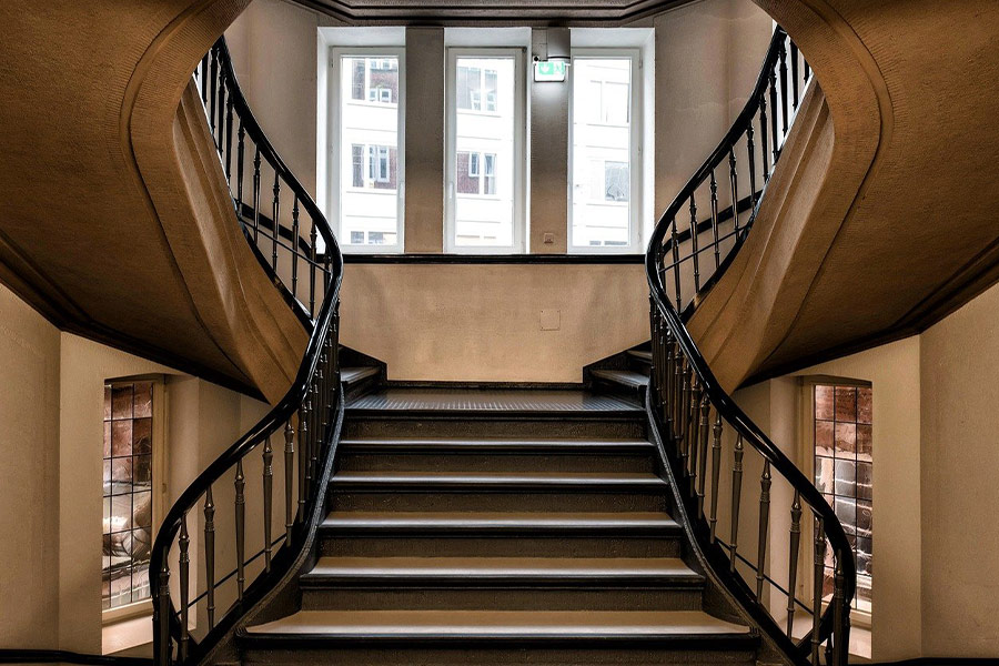 Gebäude Treppe Treppenhaus Architektur