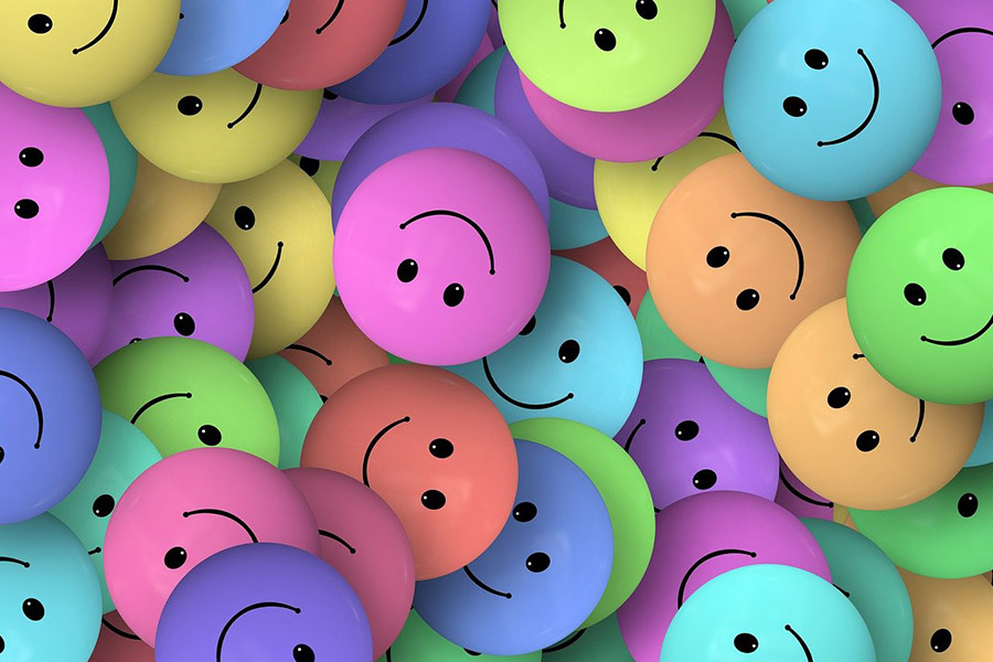 Bunte Smiley-Gesichter