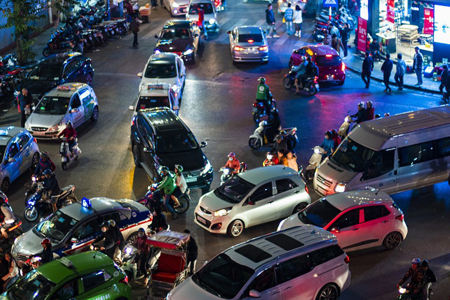 Street traffic clutter