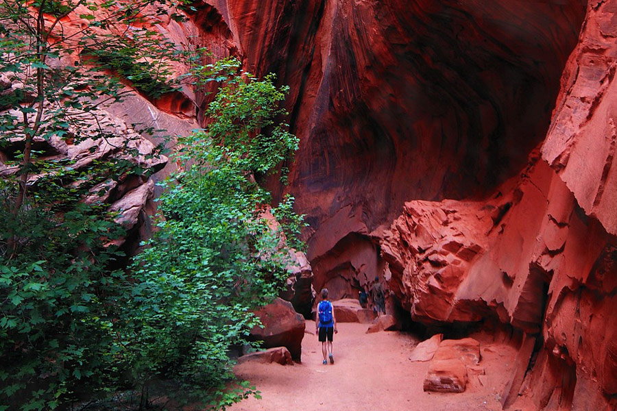 Slot canyon