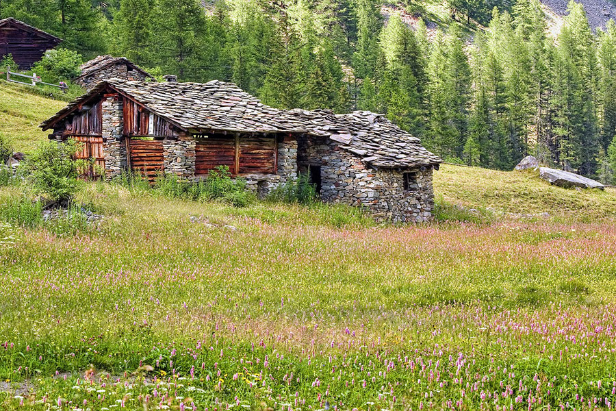 Mountain huts cabin