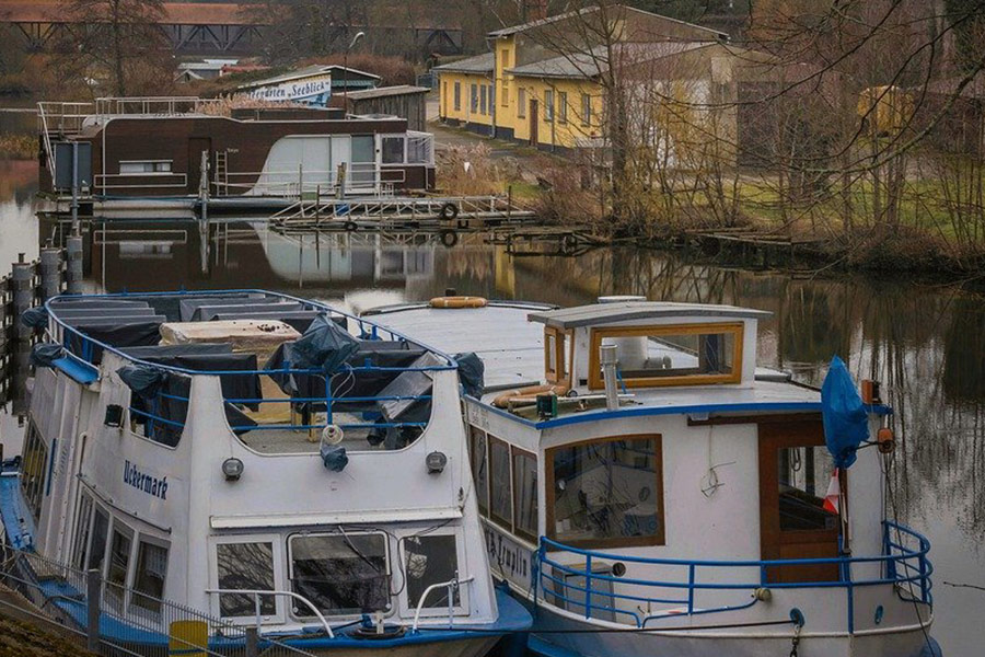 Steam boat water way
