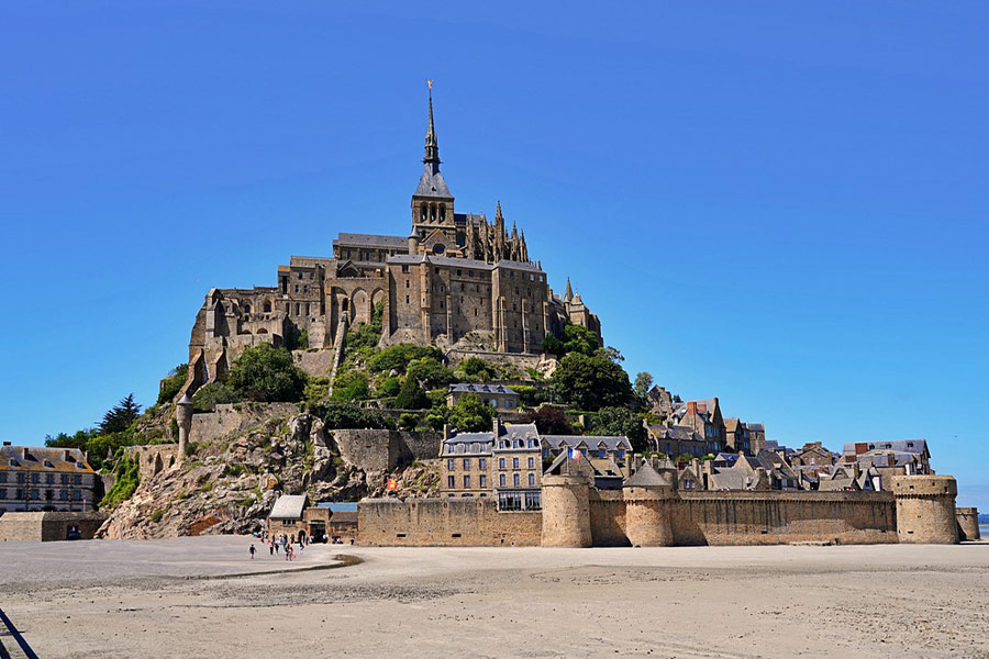 Mont saint Michel Abbey island