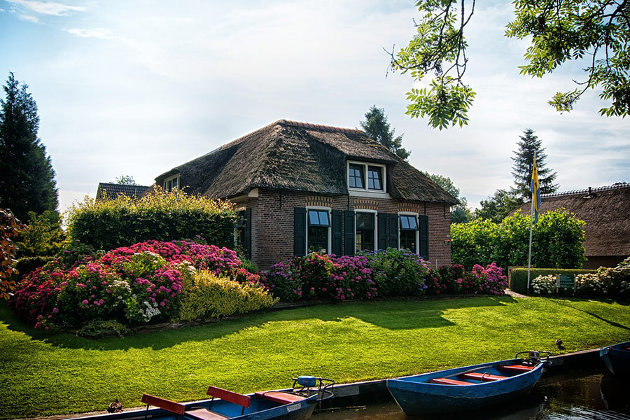 Casting horn farm cottage