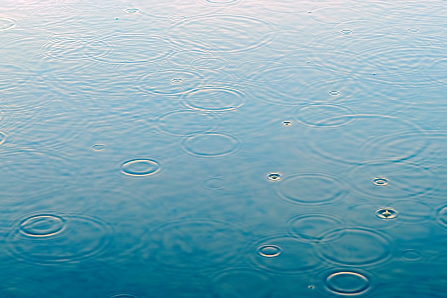 Raindrops droplets