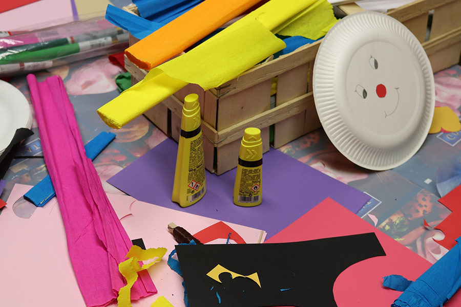 Arts and crafts materials