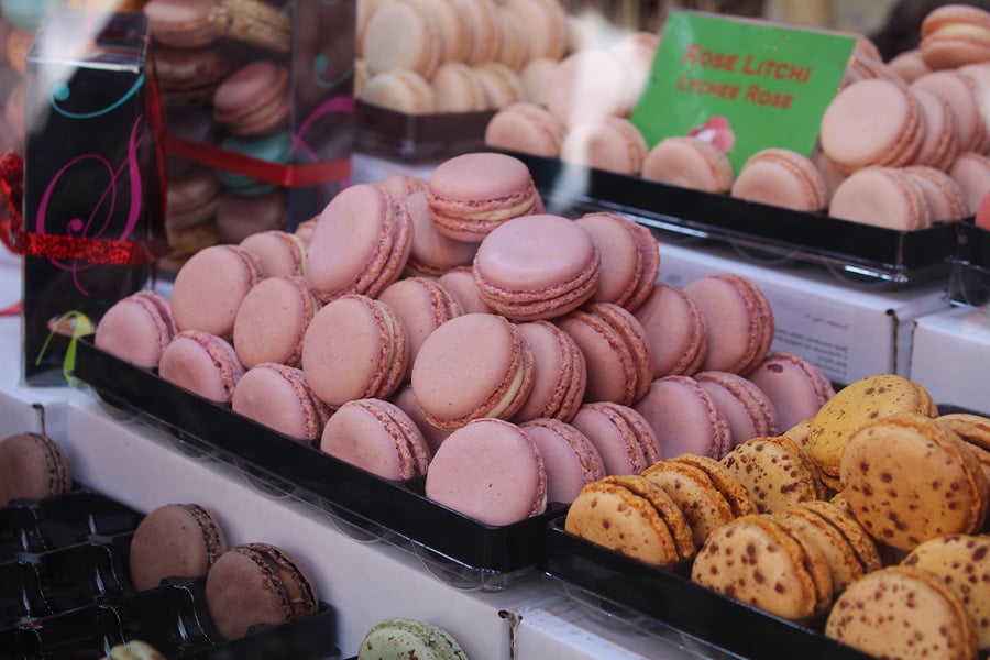 Macarons sweets desserts