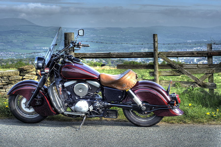 Maroon color be like