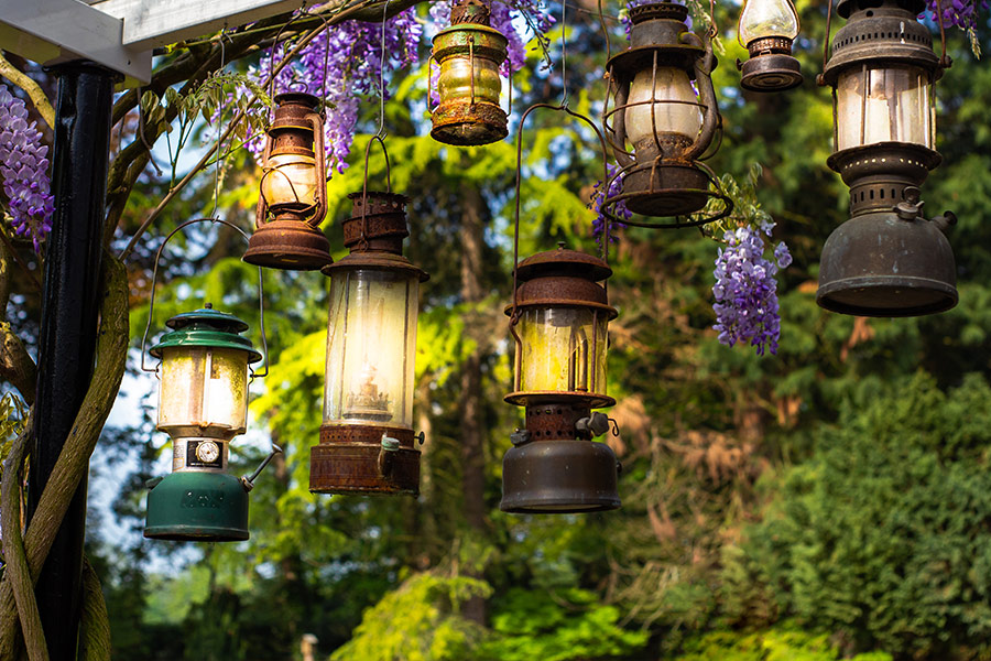 Romantic candle lanterns