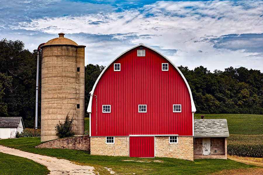Wisconsin red barn