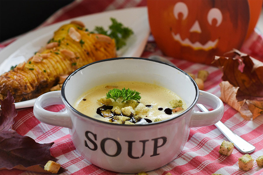 Pumpkin soup dish