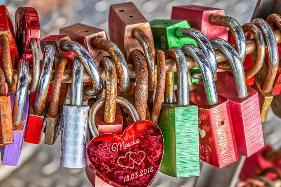 Love locks