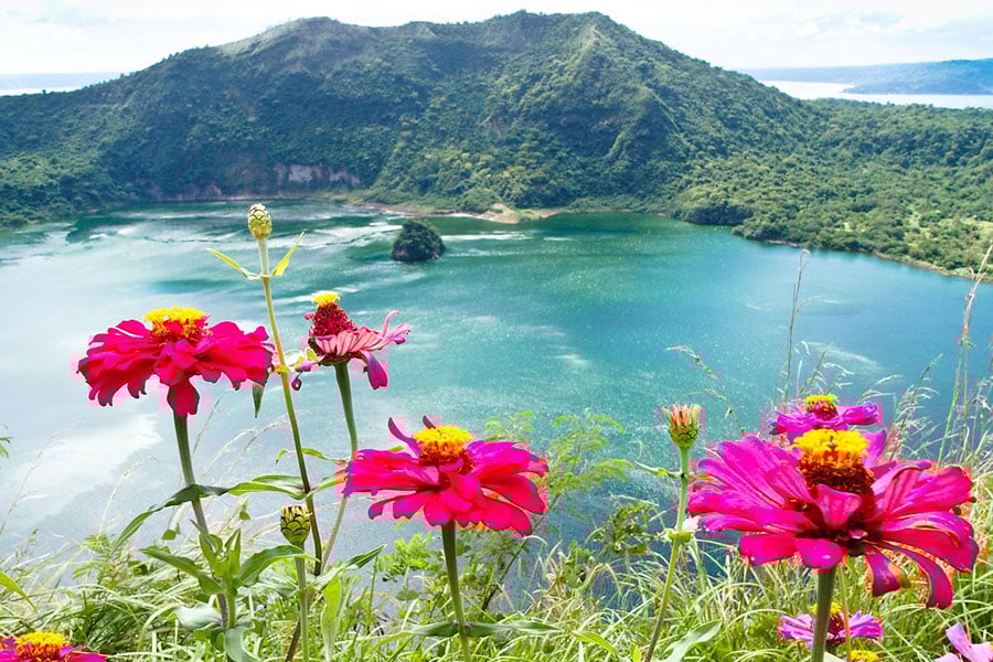 Philippines Luzon lake taal