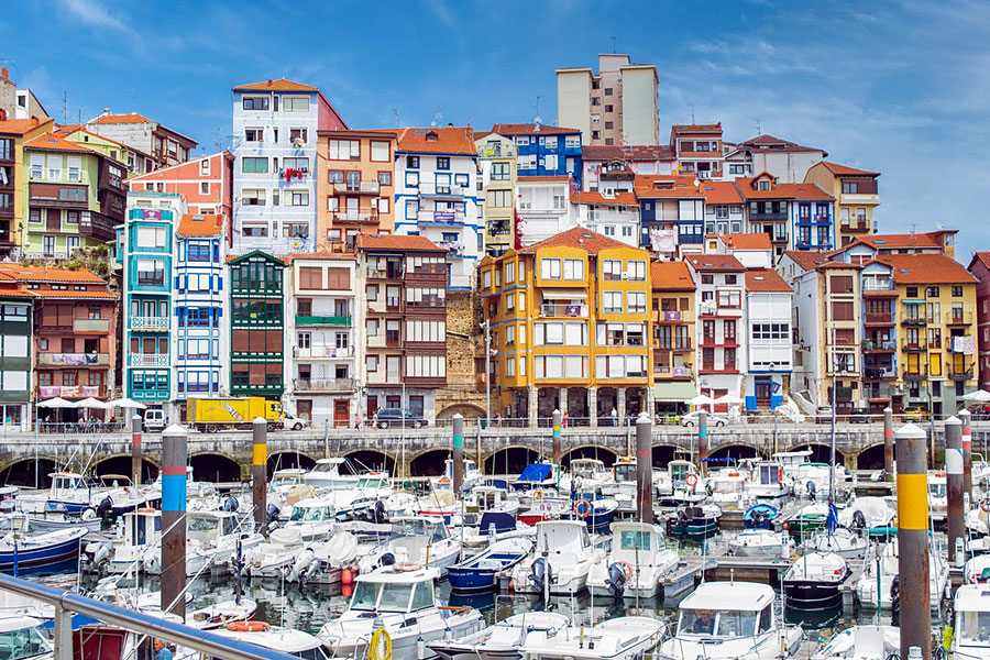 Paisaje puerto de barcos