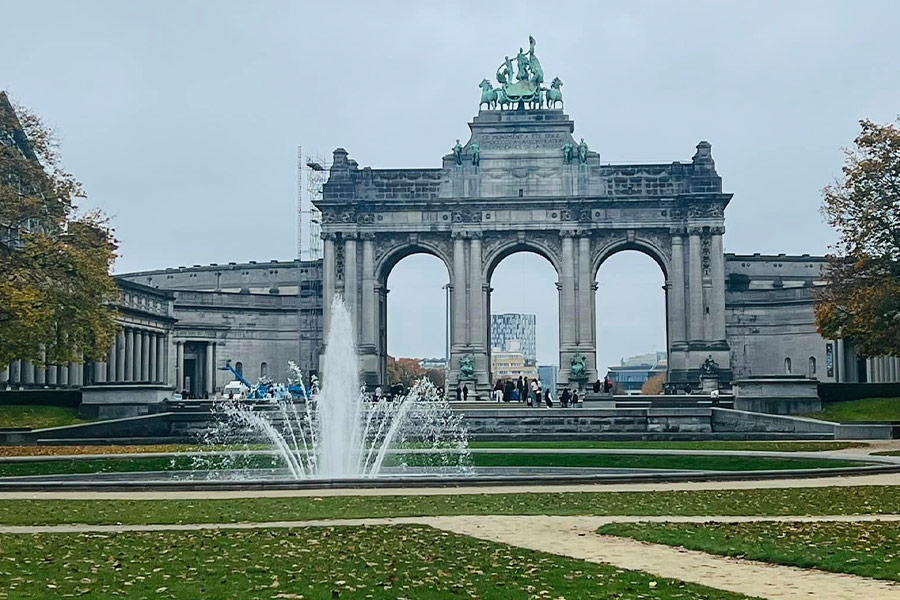 Parc du Cinquantenaire Park in der Stadt Brüssel Belgien