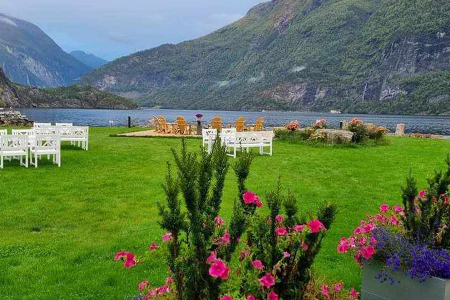 Ogród Valldal Fjordhotell Norwegia