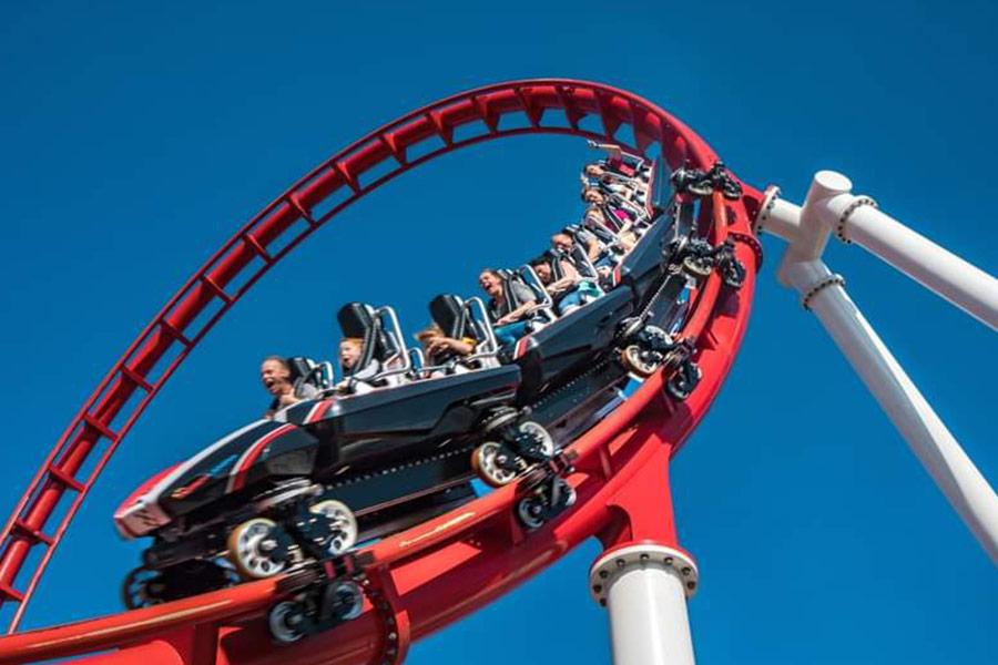 Kosmiczna kolejka górska startowa Warp