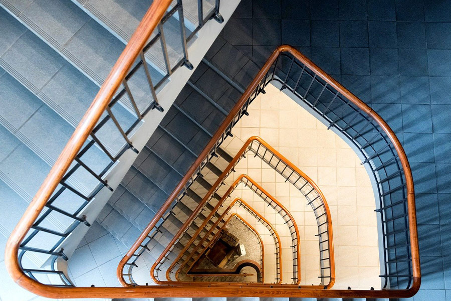 Etapas escalera de caracol