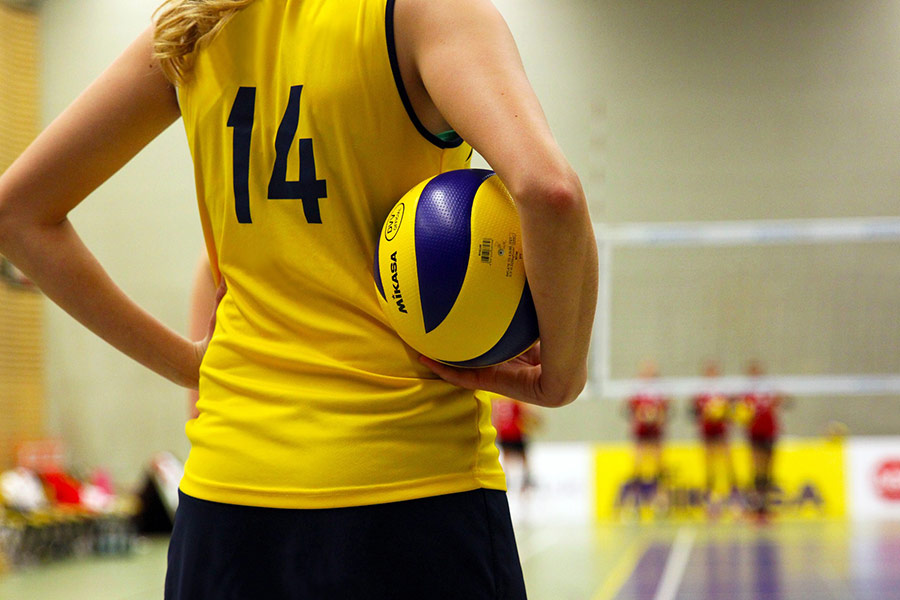 Player in yellow