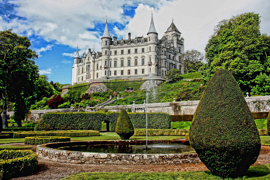 Dunrobin Castle with garden