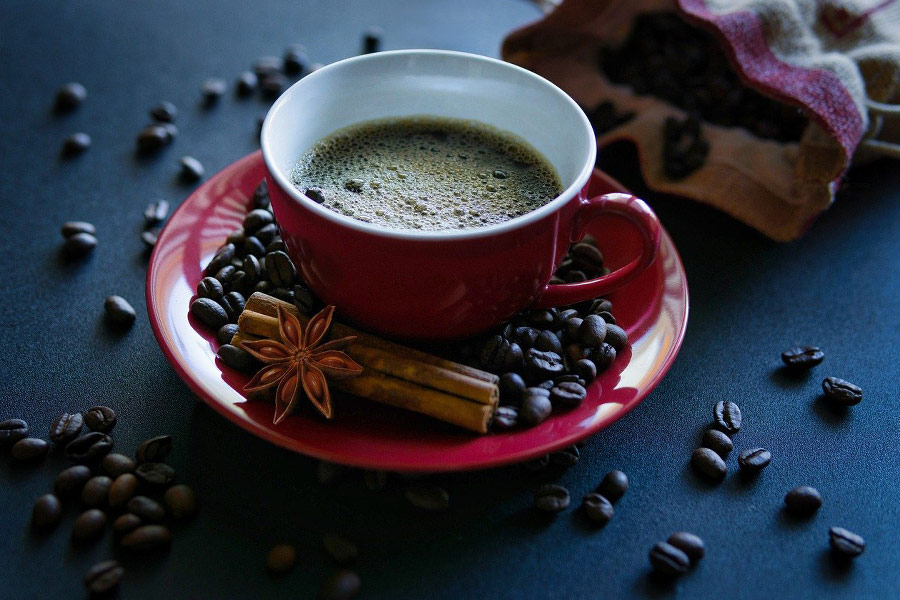 Coffee in red cup