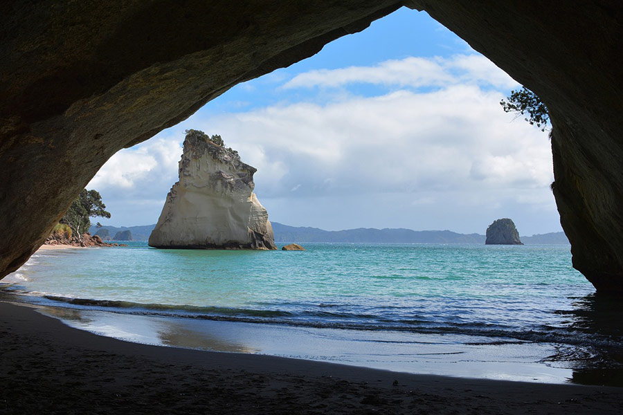 Cathedral cove New Zealand sea