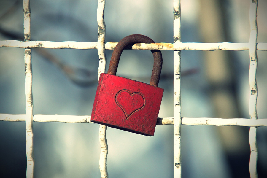 Symbol love rusty
