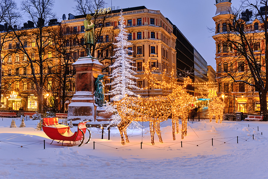 Esplanadi park embellished for Christmas Helsinki