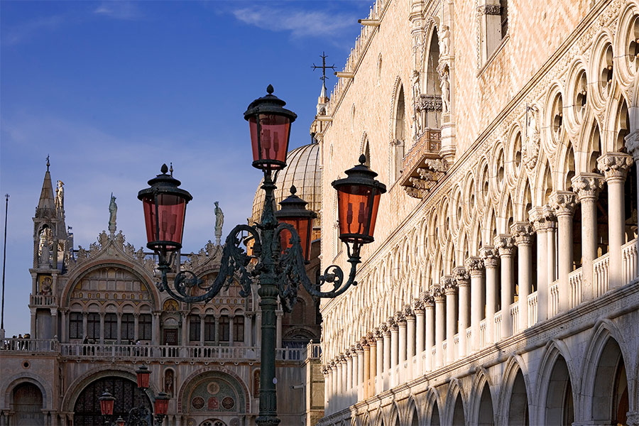 Eastern side Piazzetta side wall Doge’s palace