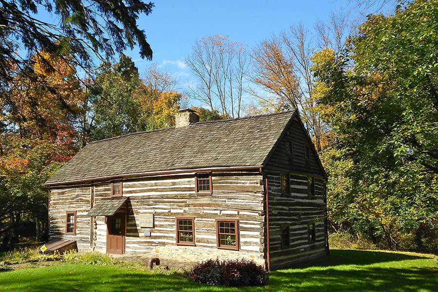 Pennsylvania log cabin structure