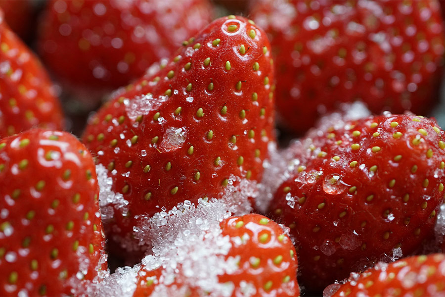 Sugared strawberries