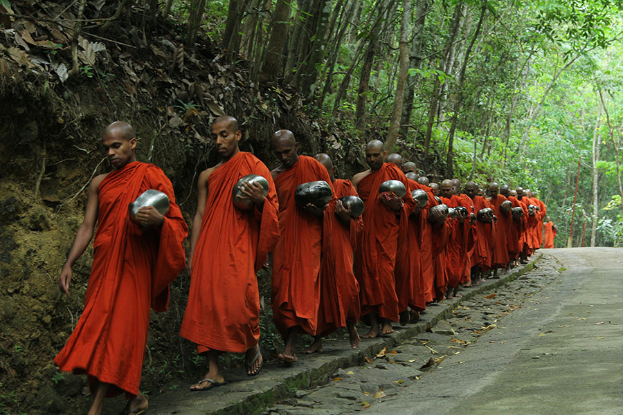 Sri Lankan buddhist monks