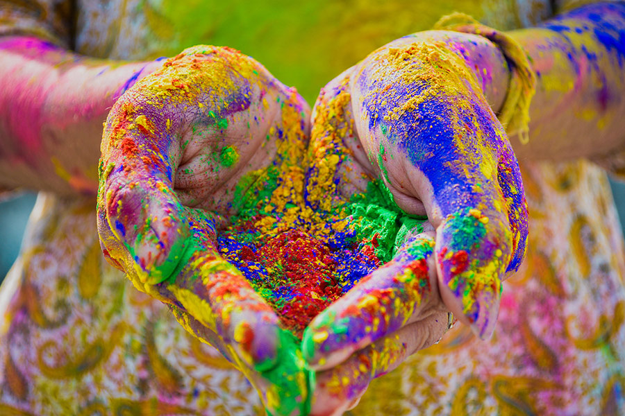 Holi phagwa Indonesian