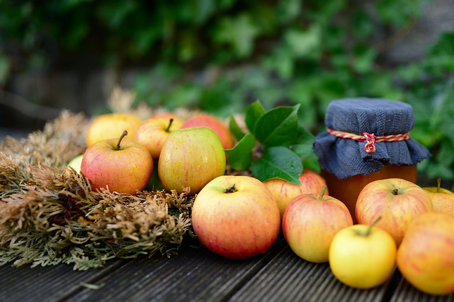Marmalade apple fruit jam