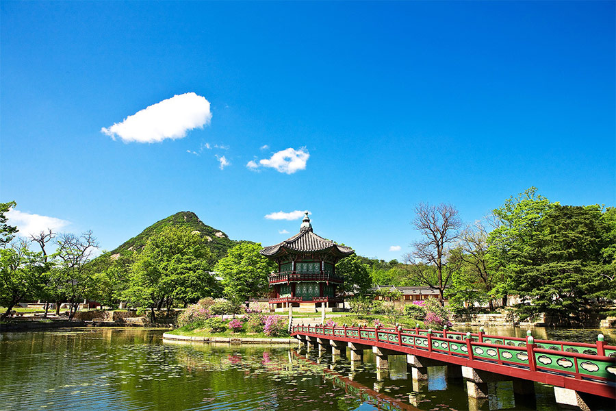 Towards the garden Gyeongbok palace roof tile