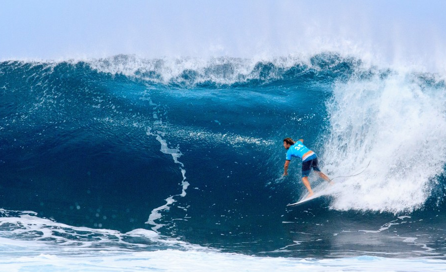 Surfing jigsaw puzzle